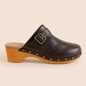 MIA Closed Toe Wood Clogs